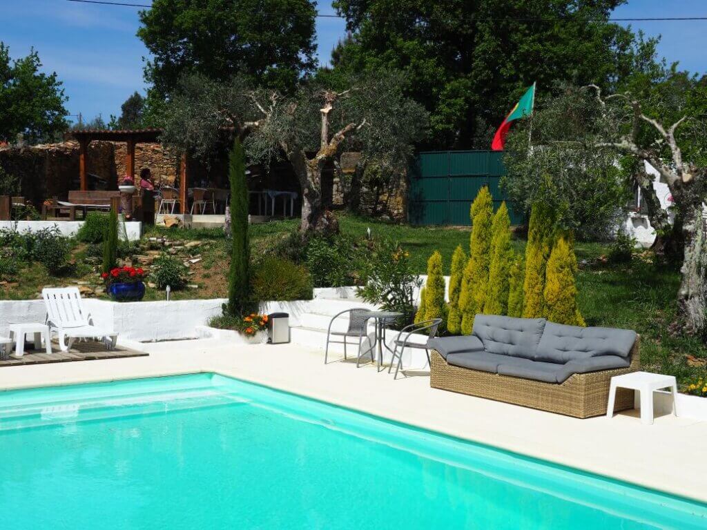 TE KOOP: BED & BREAKFAST PORTURAMA 14 Porturama Bed en Breakfast Mouronho Midden Portugal zwembad